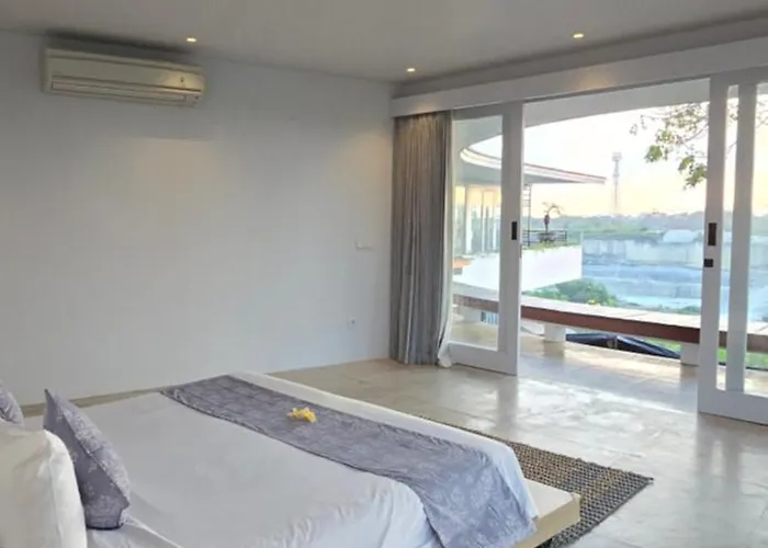 De Jantux Damai Private Pool Villa *